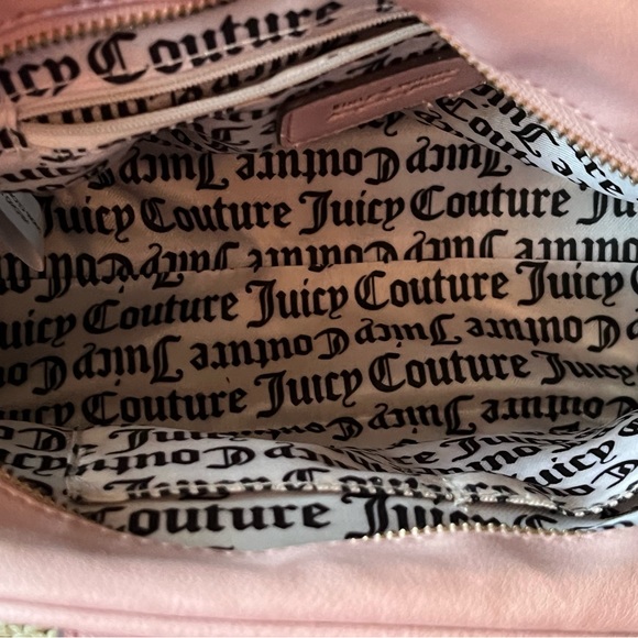 Juicy Couture Handbags - Juicy Couture crossbody